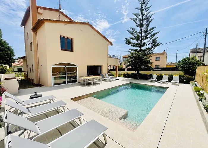 Casa Hermanos By Costabravaway